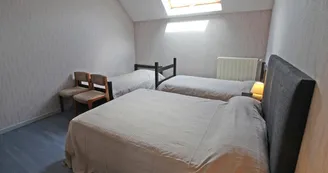 Le gîte de "Champblanc" à Arnac la Poste en Haute-Vienne (Limousin) - chambre 4 pers_16 Le gîte de "Champblanc" à Arnac la Poste en Haute-Vienne (Limousin) - chambre 4 pers_16