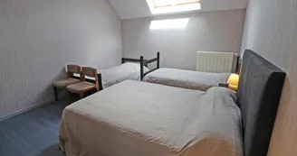 Le gîte de "Champblanc" à Arnac la Poste en Haute-Vienne (Limousin) - chambre 4 pers_16 Le gîte de "Champblanc" à Arnac la Poste en Haute-Vienne (Limousin) - chambre 4 pers_16