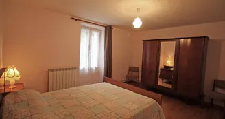 Le gîte de "Champblanc" à Arnac la Poste en Haute-Vienne (Limousin)- chambre 2_14 Le gîte de "Champblanc" à Arnac la Poste en Haute-Vienne (Limousin)- chambre 2_14