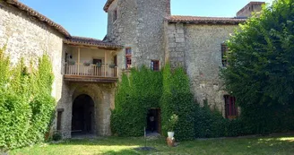 Gîte du Chateau des ducs - Mortemart ©Marlène Forster Gîte du Chateau des ducs - Mortemart ©Marlène Forster