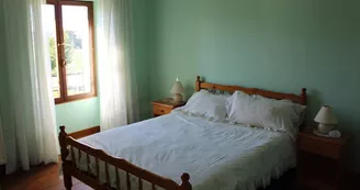 M Bed 1
