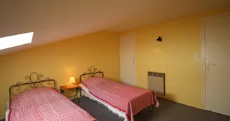 Gite "La Maison De Clémence" à Berneuil en Haute-Vienne (Limousin) - chambre 6_30 Gite "La Maison De Clémence" à Berneuil en Haute-Vienne (Limousin) - chambre 6_30