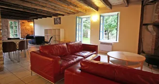 Gite "La Maison De Clémence" à Berneuil en Haute-Vienne (Limousin) - salon_11 Gite "La Maison De Clémence" à Berneuil en Haute-Vienne (Limousin) - salon_11