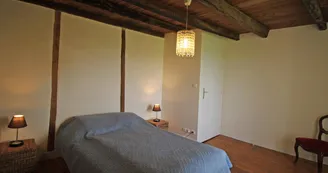 Gite "La Maison Du Vinaigrier" à Berneuil en Haute-Vienne (Limousin)- chambre 2_15 Gite "La Maison Du Vinaigrier" à Berneuil en Haute-Vienne (Limousin)- chambre 2_15