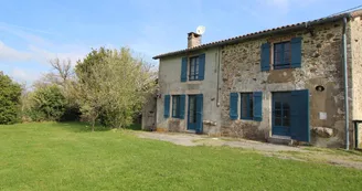 Gite "La Maison Du Vinaigrier" à Berneuil  en Haute-Vienne (Limousin)_1