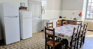 Gite "Le Bourg" à Lussac-les-Eglises en Haute-Vienne (Limousin en Nouvelle Aquitaine) - la cuisine_7 Gite "Le Bourg" à Lussac-les-Eglises en Haute-Vienne (Limousin en Nouvelle Aquitaine) - la cuisine_7