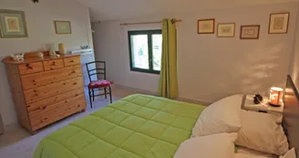 Gite de "Montbrugnaud " à Mailhac sur Benaize en Haute-Vienne - chambre 3 étage_25 Gite de "Montbrugnaud " à Mailhac sur Benaize en Haute-Vienne - chambre 3 étage_25