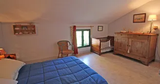 Gite de "Montbrugnaud " à Mailhac sur Benaize en Haute-Vienne - chambre 1 étage_27 Gite de "Montbrugnaud " à Mailhac sur Benaize en Haute-Vienne - chambre 1 étage_27