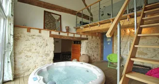 Gîte "les cheyroux" à St Léger-Magnazeix en Haute-Vienne (Limousin en Nouvelle Aquitaine)- salle détente_15 Gîte "les cheyroux" à St Léger-Magnazeix en Haute-Vienne (Limousin en Nouvelle Aquitaine)- salle détente_15