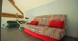 Gîte "les cheyroux" à St Léger-Magnazeix en Haute-Vienne (Limousin en Nouvelle Aquitaine)- mezzanine au dessus de la salle détente_17 Gîte "les cheyroux" à St Léger-Magnazeix en Haute-Vienne (Limousin en Nouvelle Aquitaine)- mezzanine au dessus de la salle détente_17