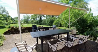 Gîte "les cheyroux" à St Léger-Magnazeix en Haute-Vienne (Limousin en Nouvelle Aquitaine) - terrasse_35 Gîte "les cheyroux" à St Léger-Magnazeix en Haute-Vienne (Limousin en Nouvelle Aquitaine) - terrasse_35