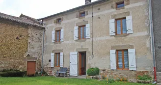 Gîte de Chasseneuil à Saint Symphorien sur Couze en Haute-Vienne (Nouvelle Aquitaine)- côté cour_20 Gîte de Chasseneuil à Saint Symphorien sur Couze en Haute-Vienne (Nouvelle Aquitaine)- côté cour_20
