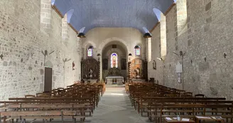 intérieur de l'église d'Oradour Saint Genest