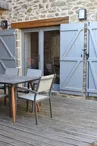 Terrasse Gîte Pierre de Lune ( 8 pers )
